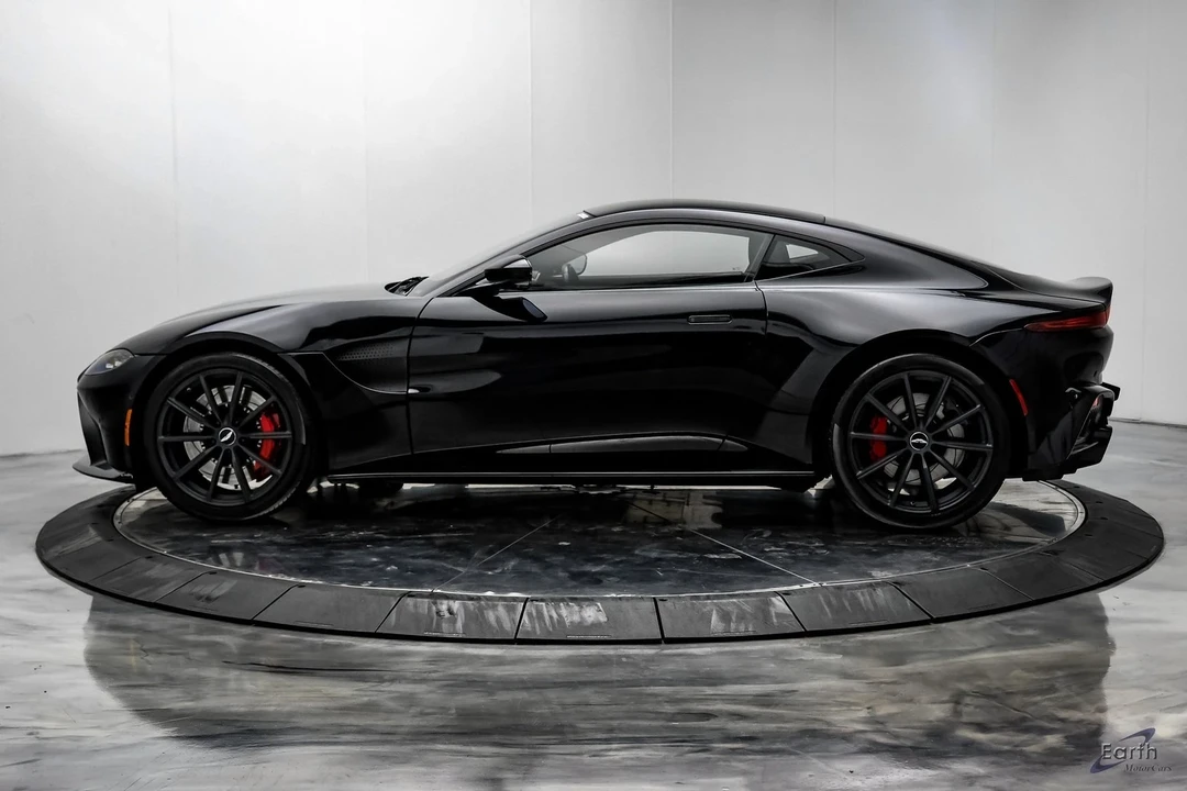 2019 Aston Martin V8 Vantage (2019+) - Image 5 of 12
