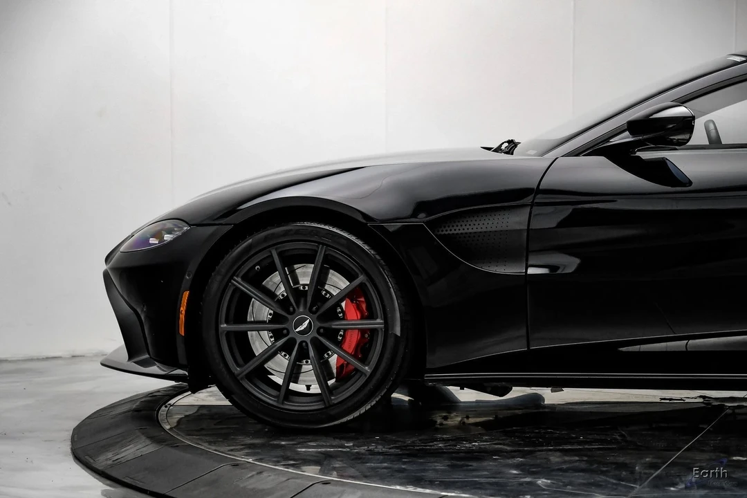 2019 Aston Martin V8 Vantage (2019+) - Image 6 of 12