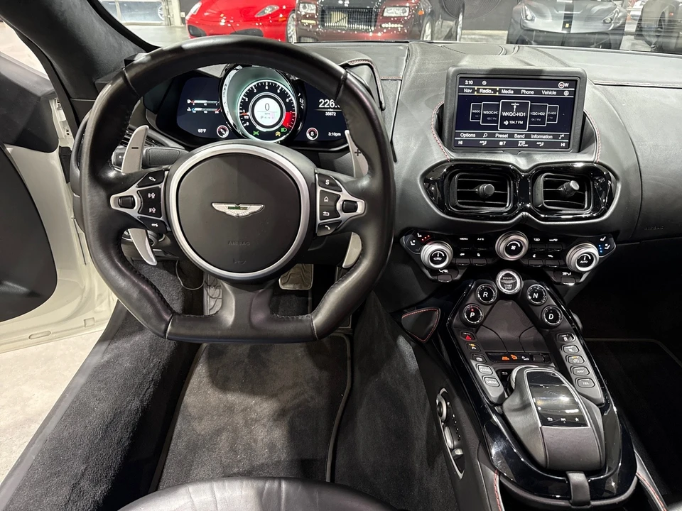 2019 Aston Martin V8 Vantage (2019+) - Image 9 of 21