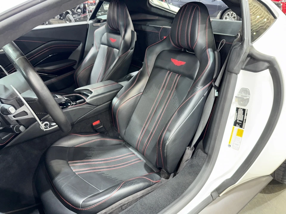 2019 Aston Martin V8 Vantage (2019+) - Image 10 of 21