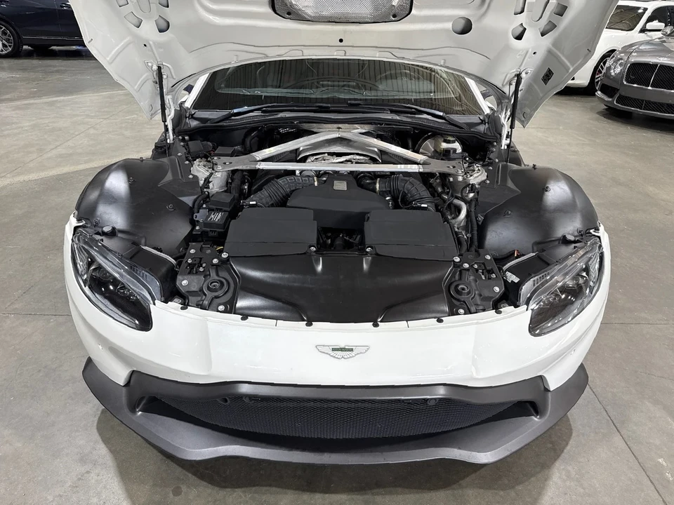 2019 Aston Martin V8 Vantage (2019+) - Image 16 of 21