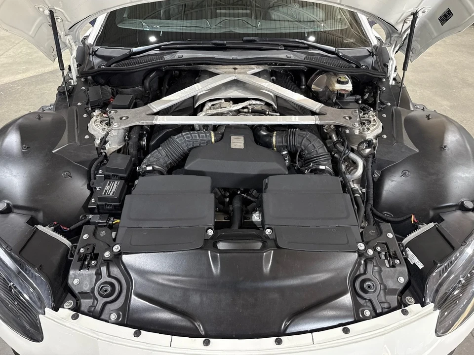 2019 Aston Martin V8 Vantage (2019+) - Image 17 of 21