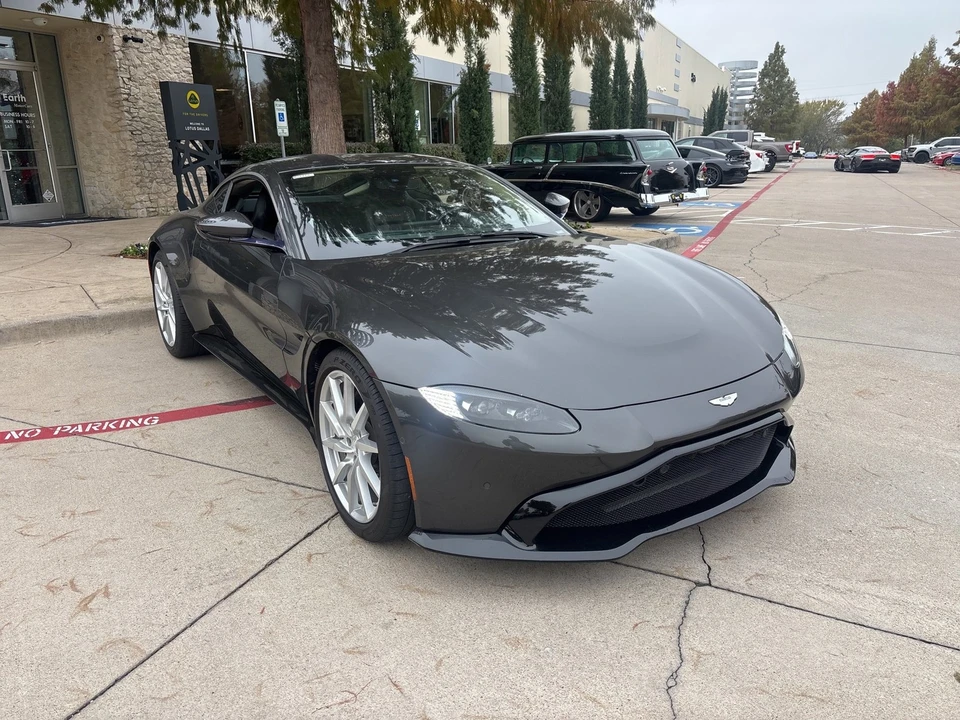 2019 Aston Martin V8 Vantage (2019+) - Image 4 of 8