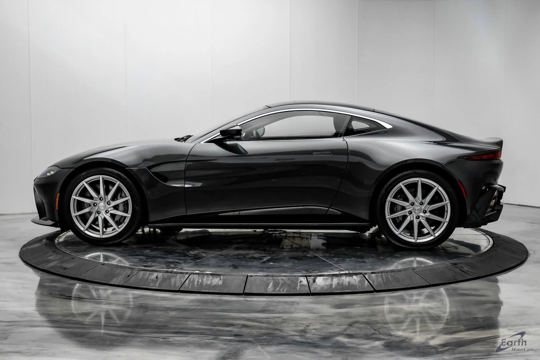 2019 Aston Martin V8 Vantage (2019+) - Image 5 of 12