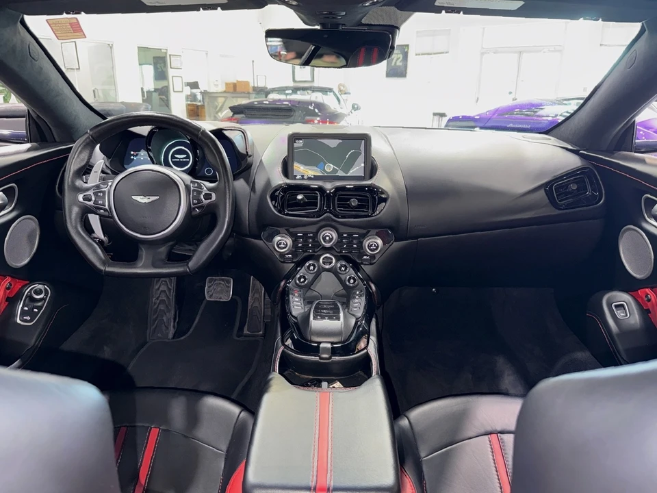 2019 Aston Martin V8 Vantage (2019+) - Image 9 of 12