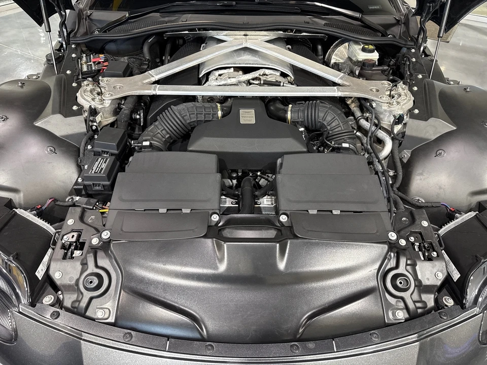 2019 Aston Martin V8 Vantage (2019+) - Image 15 of 21