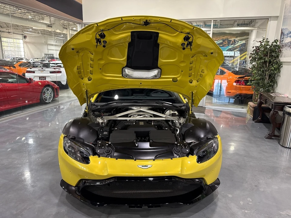2019 Aston Martin V8 Vantage (2019+) - Image 15 of 31