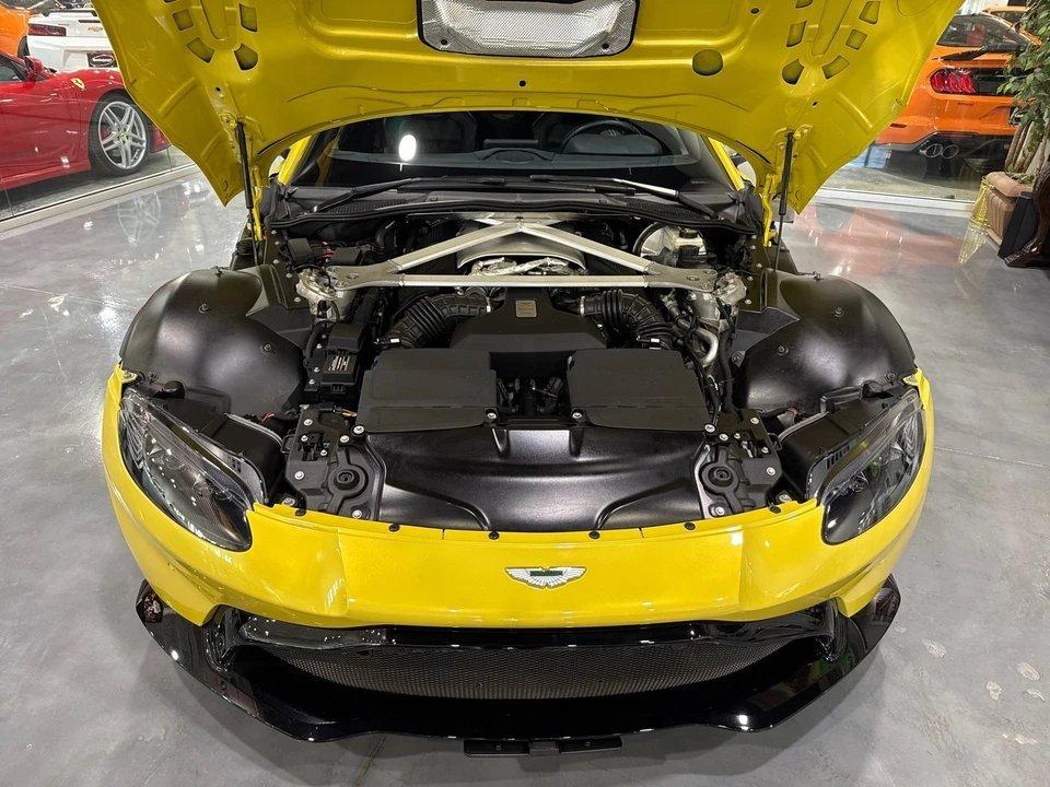 2019 Aston Martin V8 Vantage (2019+) - Image 16 of 21