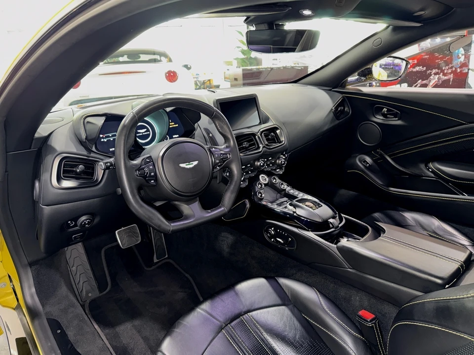2019 Aston Martin V8 Vantage (2019+) - Image 9 of 21