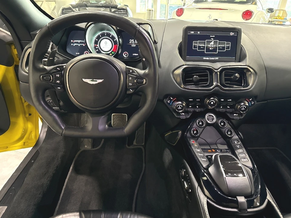 2019 Aston Martin V8 Vantage (2019+) - Image 10 of 21