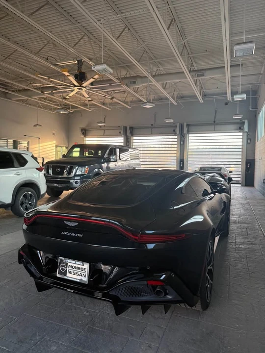 2019 Aston Martin V8 Vantage (2019+) - Image 2 of 4