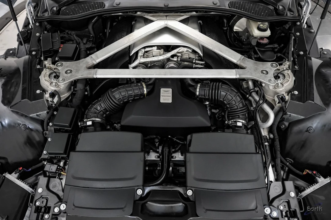 2019 Aston Martin V8 Vantage (2019+) - Image 4 of 31