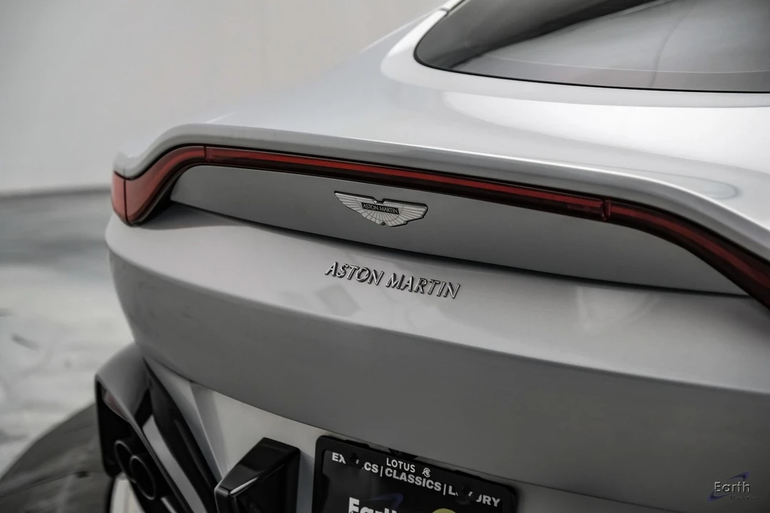 2019 Aston Martin V8 Vantage (2019+) - Image 17 of 31