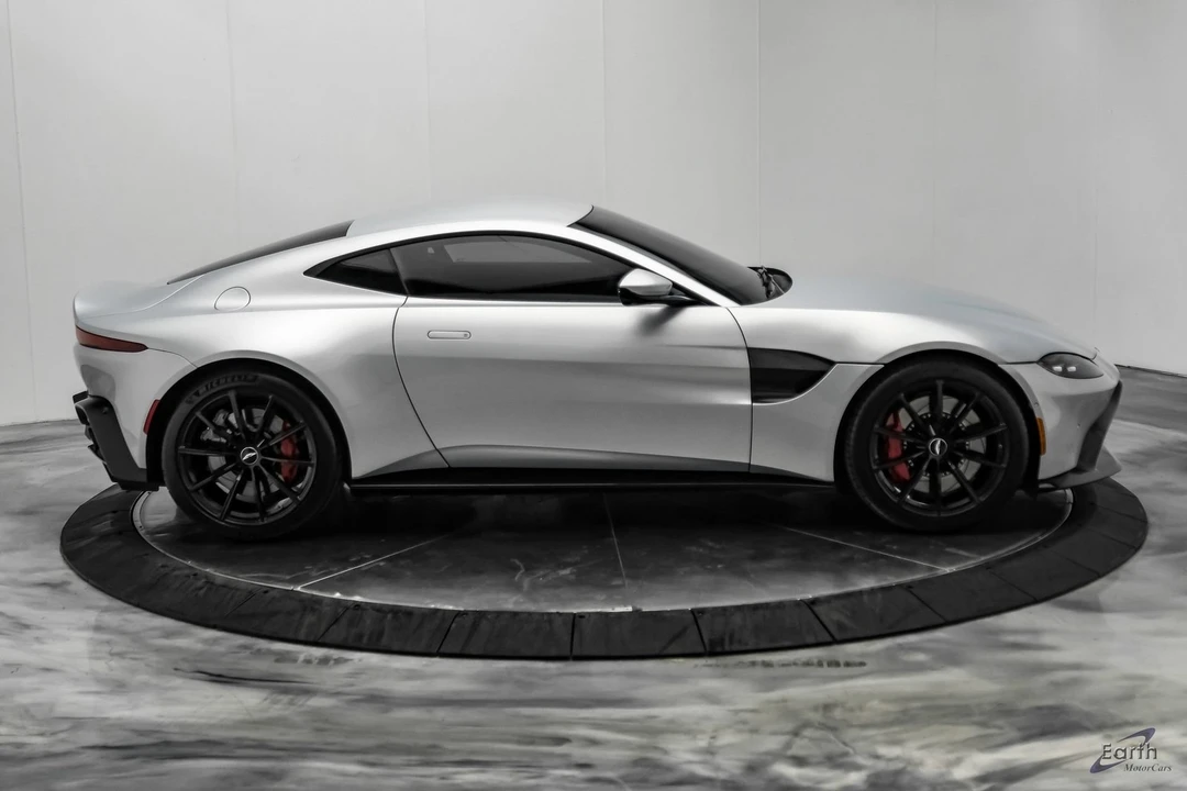 2019 Aston Martin V8 Vantage (2019+) - Image 23 of 31
