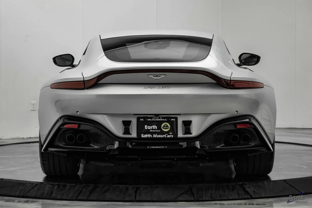 2019 Aston Martin V8 Vantage (2019+) - Image 14 of 31