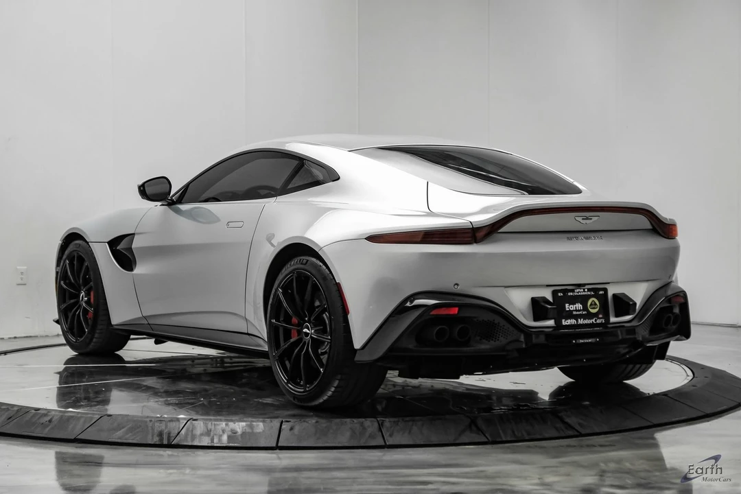 2019 Aston Martin V8 Vantage (2019+) - Image 12 of 31
