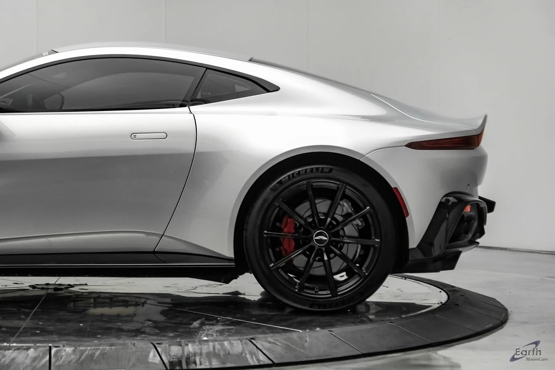 2019 Aston Martin V8 Vantage (2019+) - Image 10 of 31
