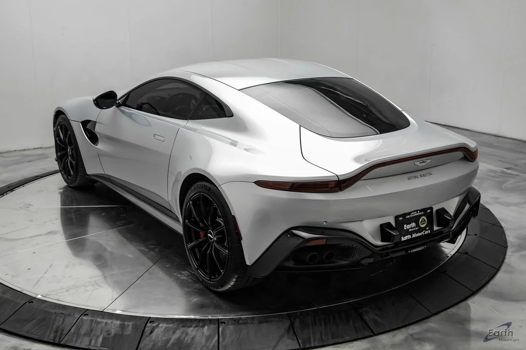2019 Aston Martin V8 Vantage (2019+) - Image 13 of 31