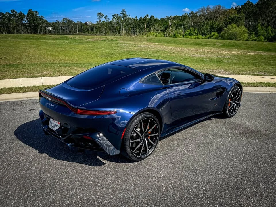 2019 Aston Martin - Image 6 of 18