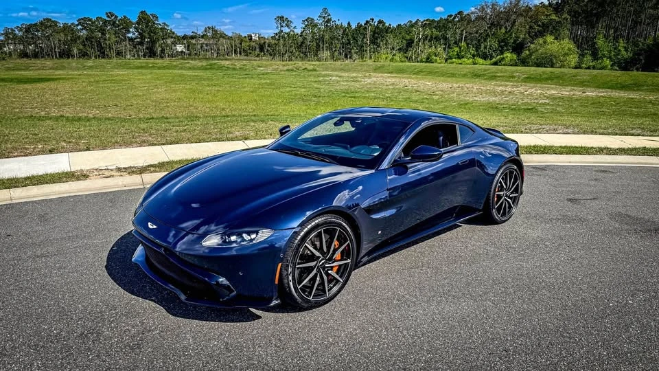 2019 Aston Martin - Image 1 of 18
