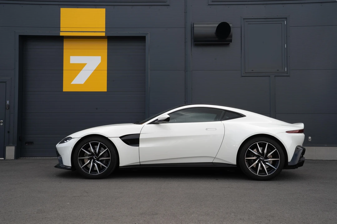 2019 Aston Martin V8 Vantage (2019+) - Image 21 of 31