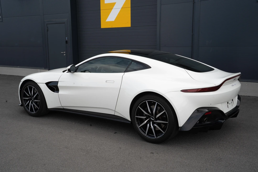 2019 Aston Martin V8 Vantage (2019+) - Image 22 of 31