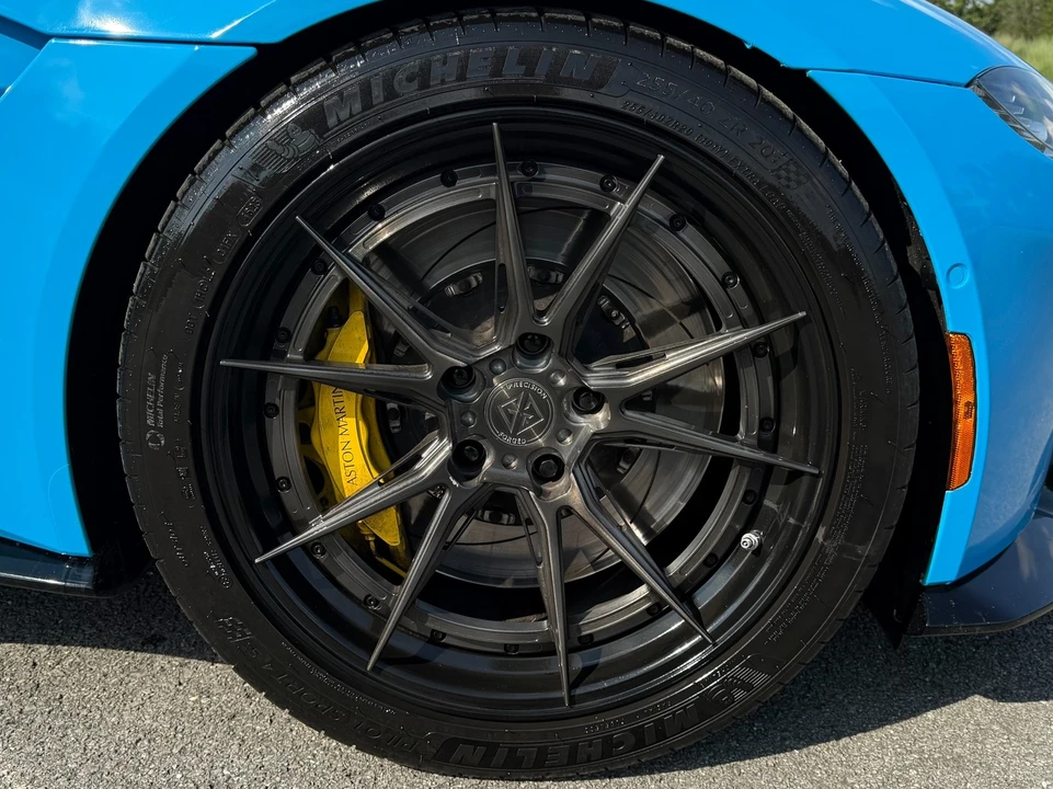 2019 Aston Martin V8 Vantage (2019+) - Image 19 of 31
