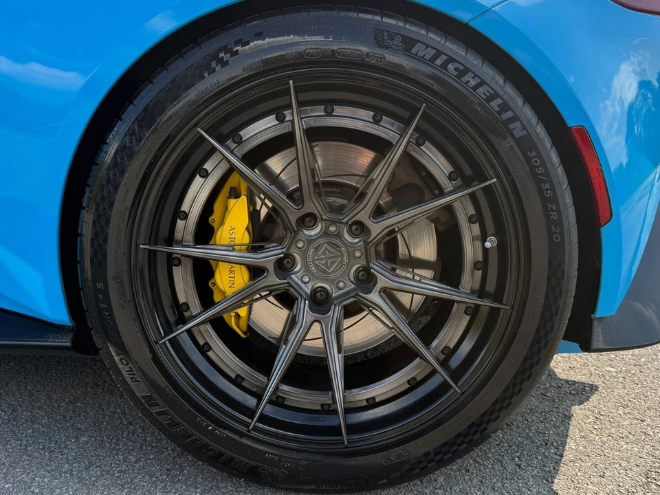 2019 Aston Martin V8 Vantage (2019+) - Image 17 of 31