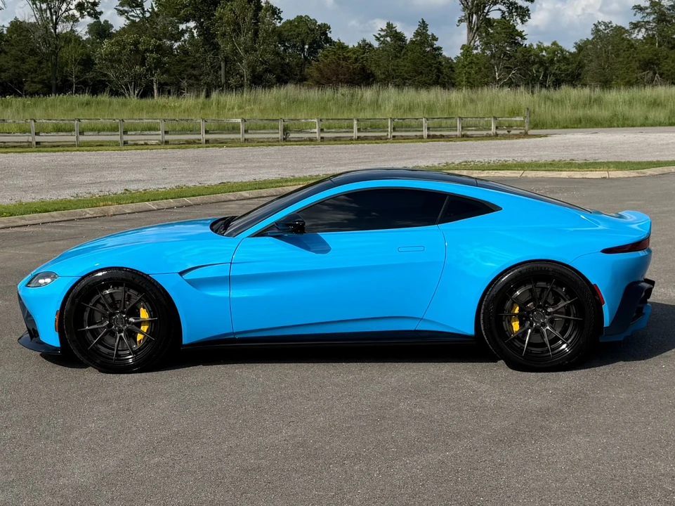 2019 Aston Martin V8 Vantage (2019+) - Image 8 of 31