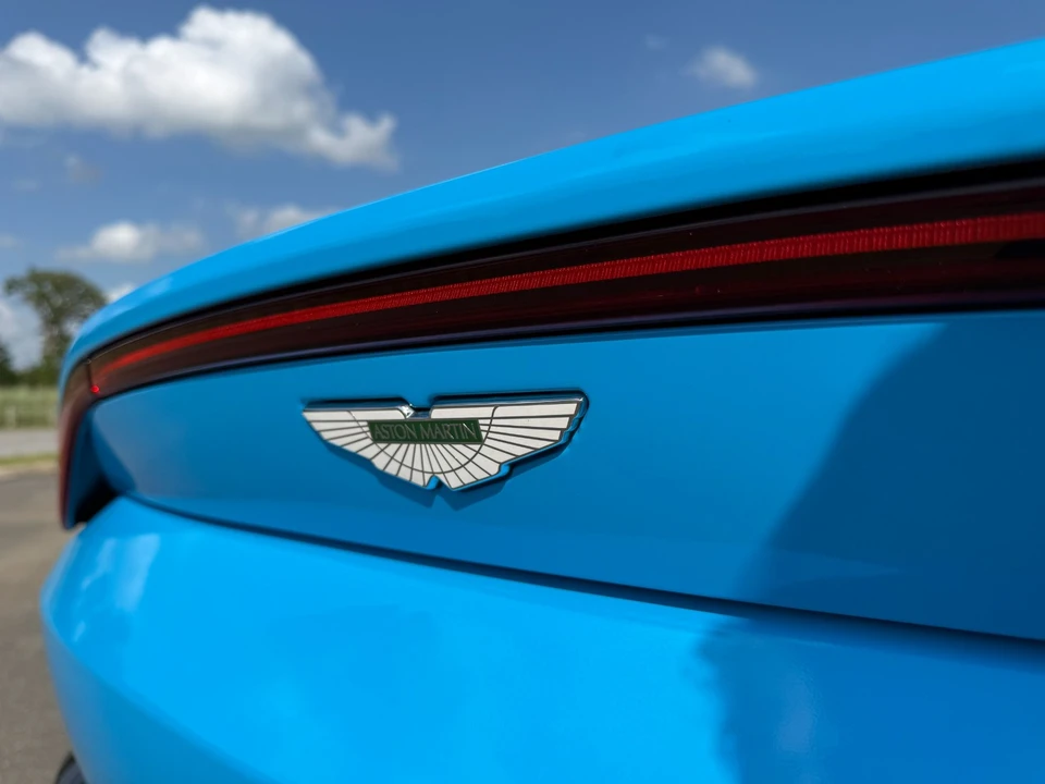 2019 Aston Martin V8 Vantage (2019+) - Image 9 of 31