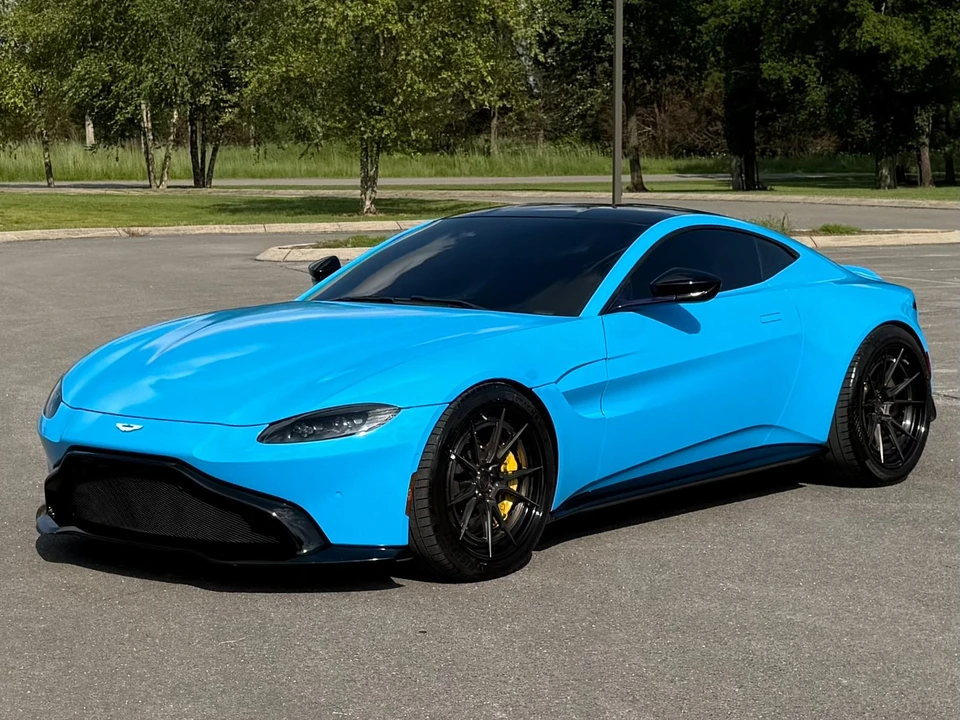 2019 Aston Martin V8 Vantage (2019+) - Image 2 of 31