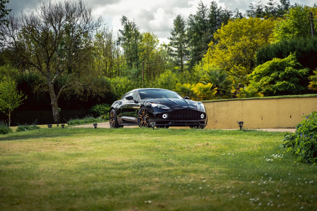 2019 Aston Martin Vanquish 2nd Gen - Image 12 of 31