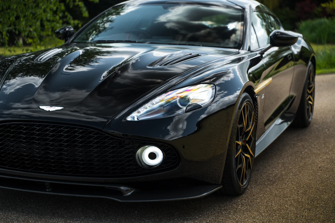 2019 Aston Martin Vanquish 2nd Gen - Image 27 of 31