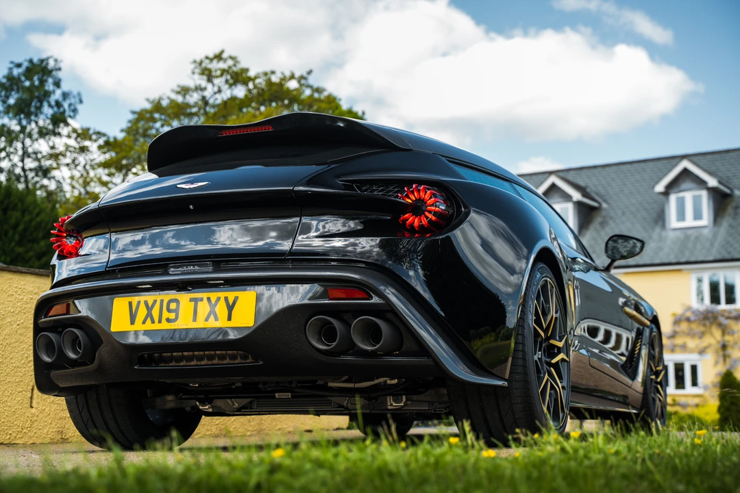 2019 Aston Martin Vanquish 2nd Gen - Image 15 of 31