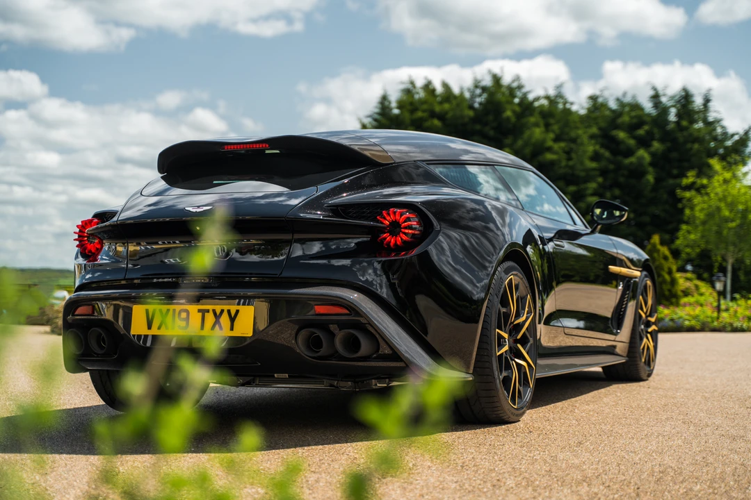 2019 Aston Martin Vanquish 2nd Gen - Image 6 of 31