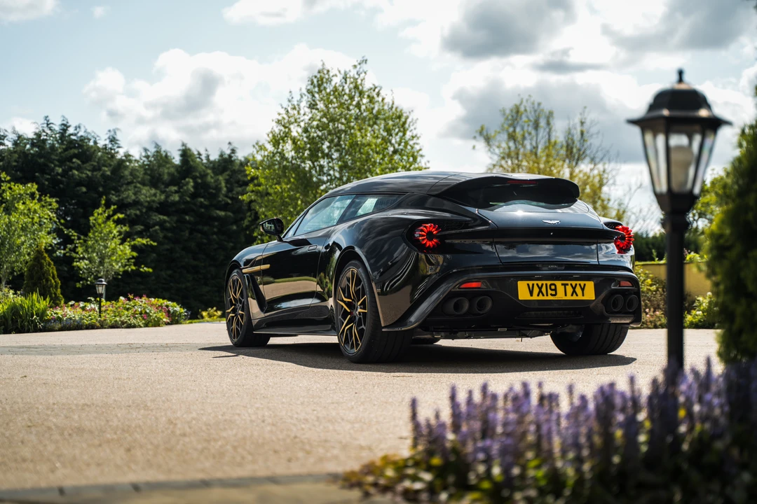 2019 Aston Martin Vanquish 2nd Gen - Image 16 of 31