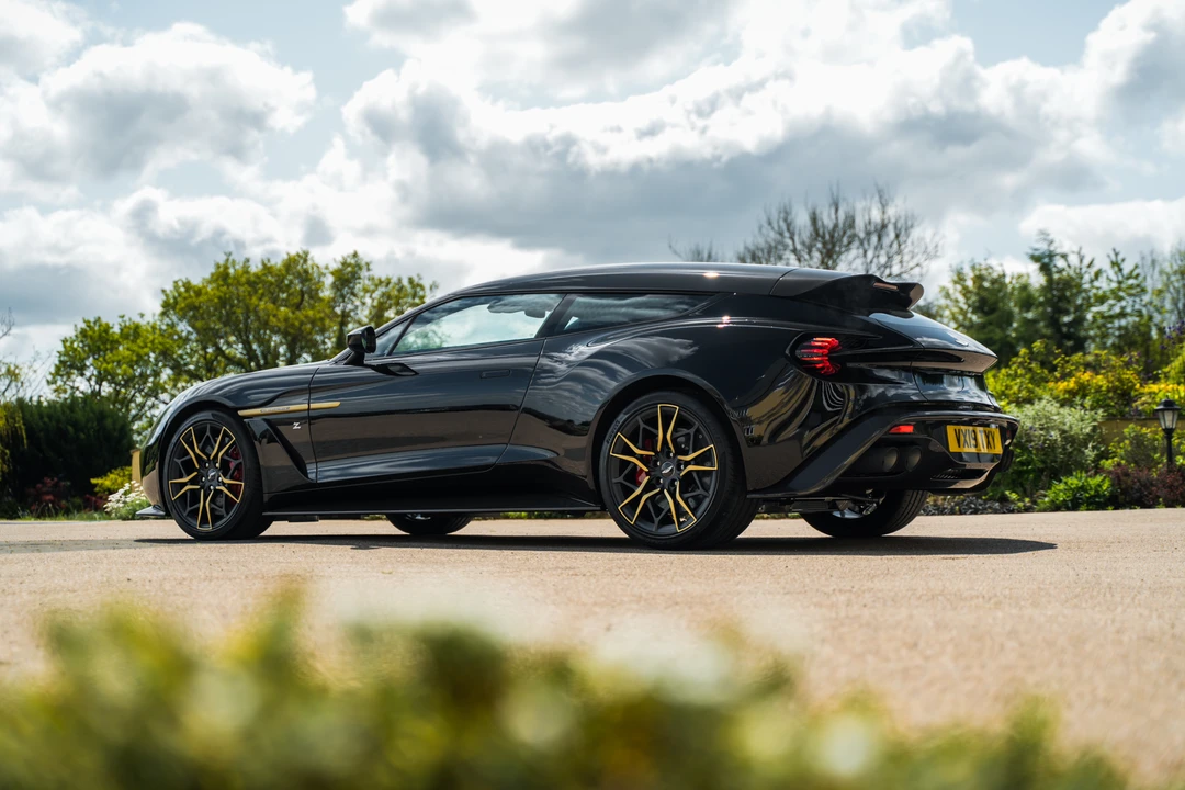 2019 Aston Martin Vanquish 2nd Gen - Image 17 of 31