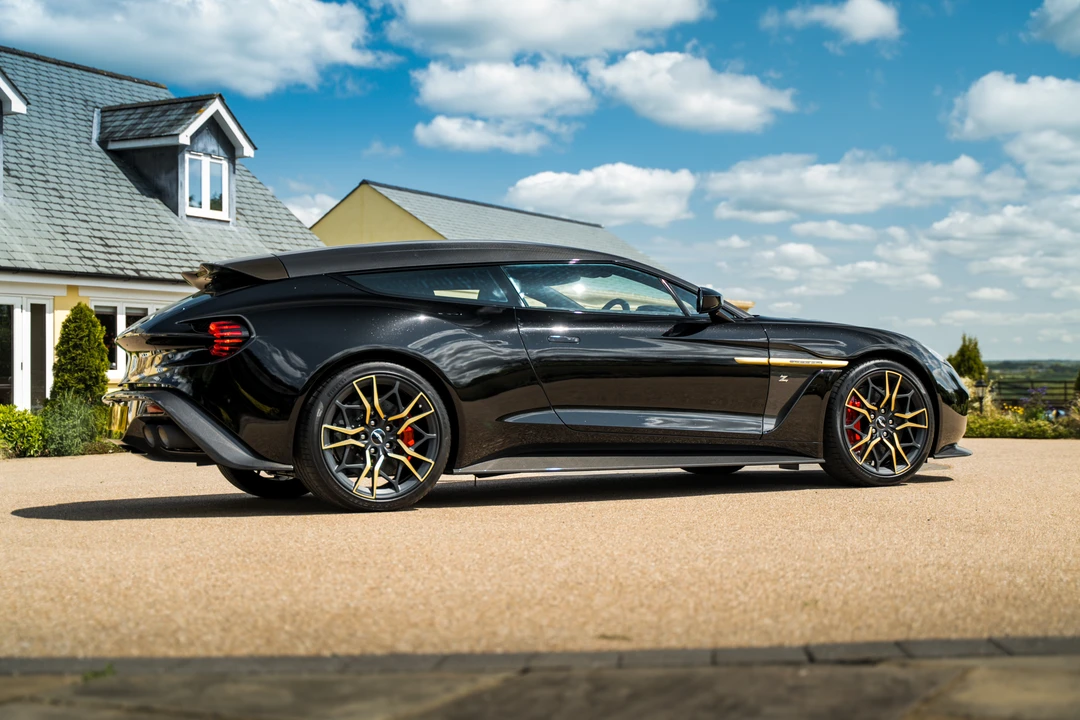 2019 Aston Martin Vanquish 2nd Gen - Image 18 of 31