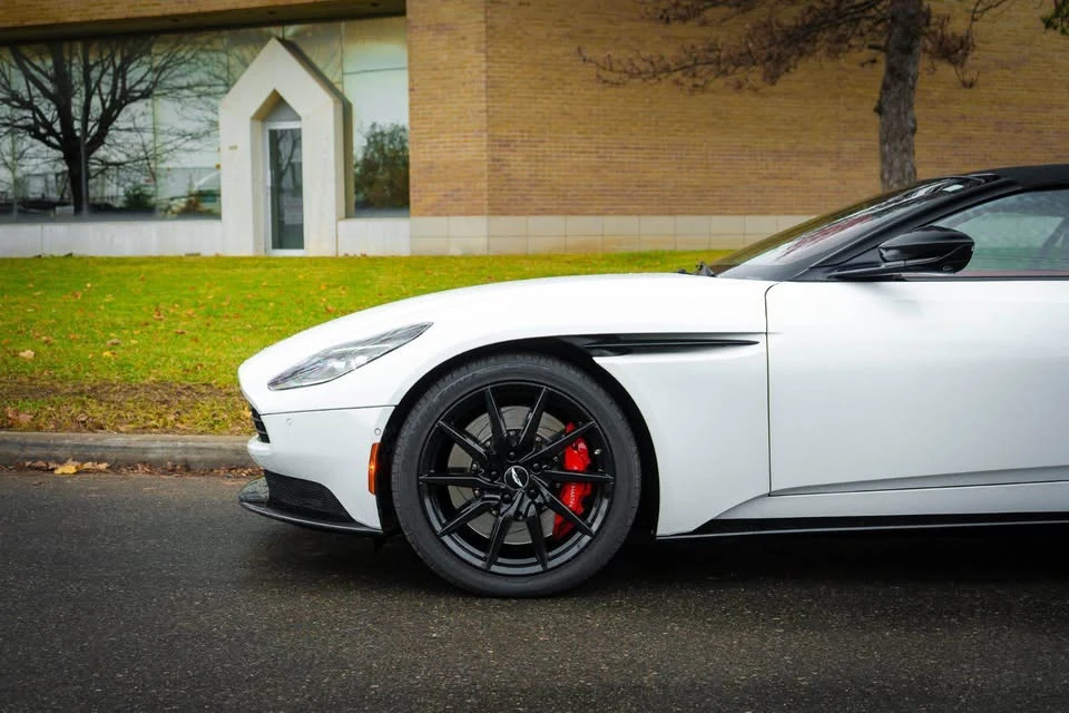 2019 Aston Martin DB11 - Image 6 of 10