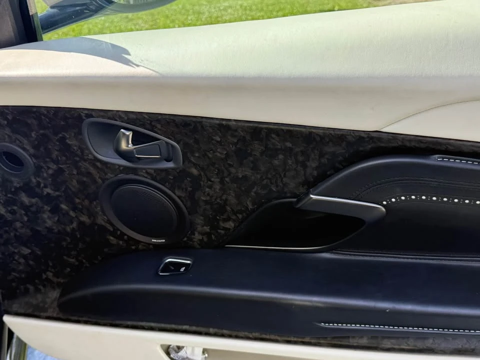 2019 Aston Martin DB11 Volante - Image 9 of 14