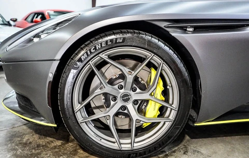 2019 Aston Martin DB11 AMR - Image 2 of 20