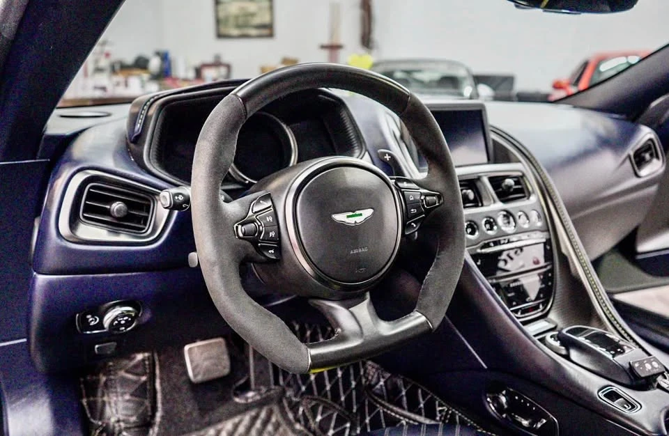 2019 Aston Martin DB11 AMR - Image 14 of 20