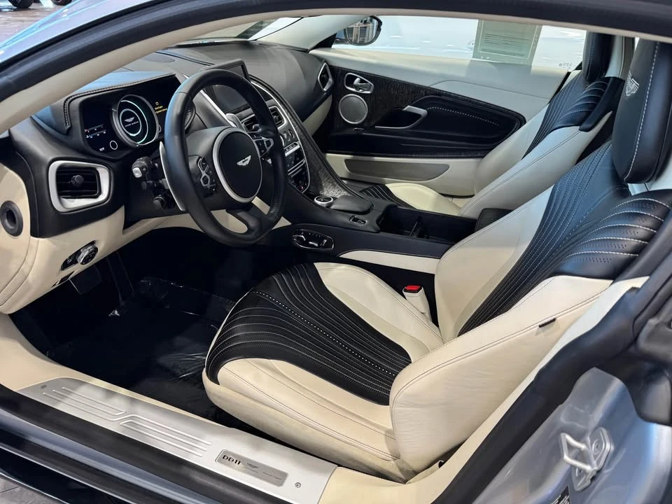 2019 Aston Martin DB11 V8 - Image 7 of 9
