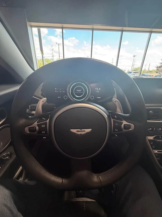 2019 Aston Martin DB11 Volante - Image 9 of 14