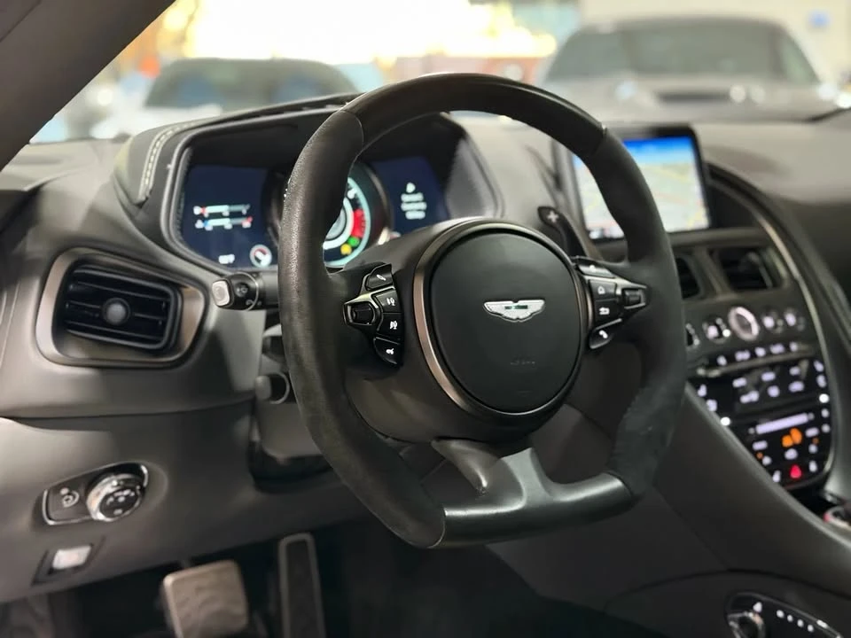 2019 Aston Martin DB11 AMR - Image 8 of 15