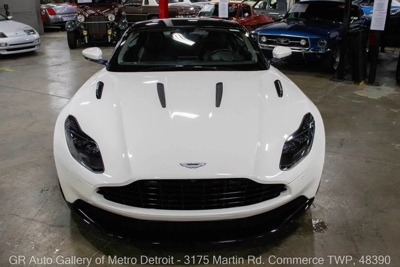 2019 Aston Martin DB11 AMR - Image 11 of 20