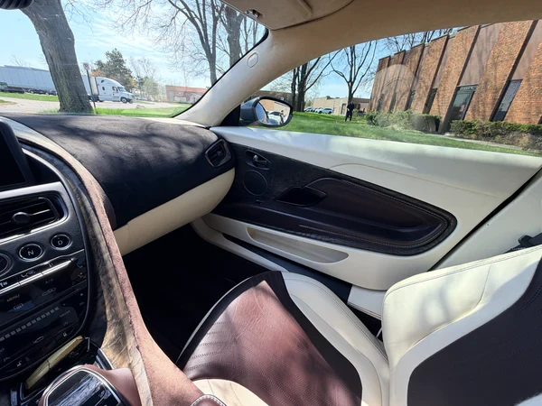 2019 Aston Martin DB11 V8 - Image 9 of 17