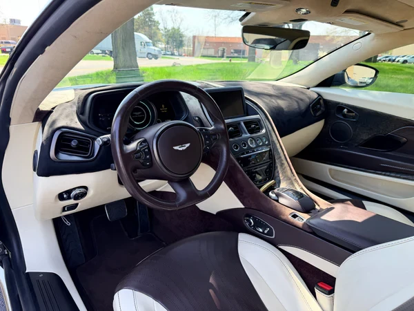 2019 Aston Martin DB11 V8 - Image 8 of 17