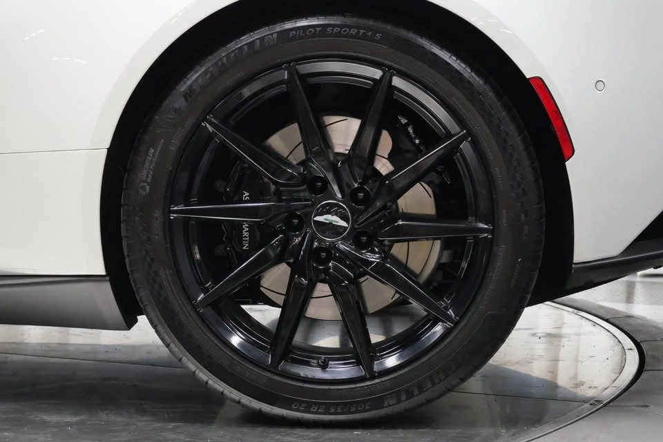 2019 Aston Martin DB11 Volante - Image 11 of 20