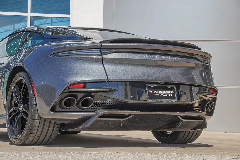 2019 Aston Martin DBS Superleggera - Image 7 of 20